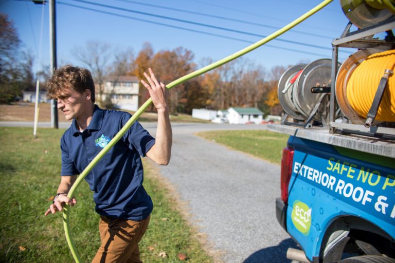 Residential vs. Commercial Power Washing