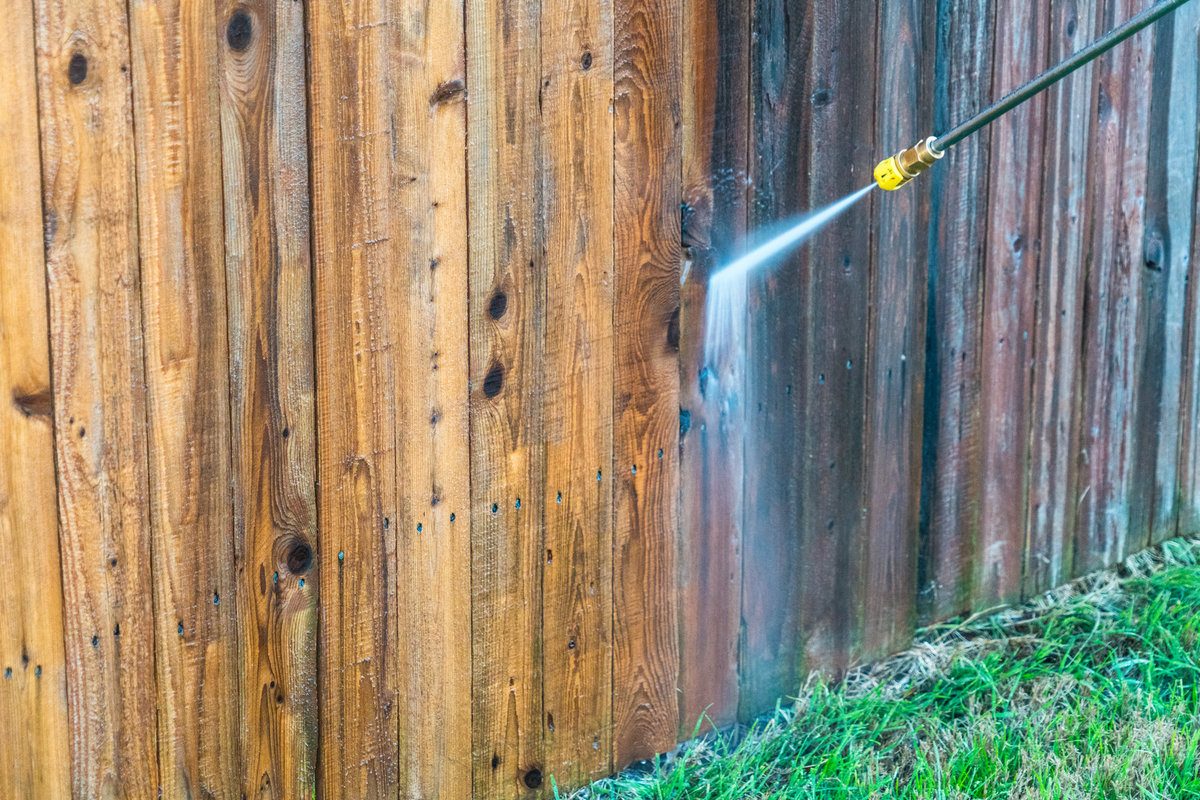 power washing fence