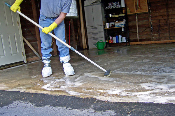 Power Washer to Clean Garage