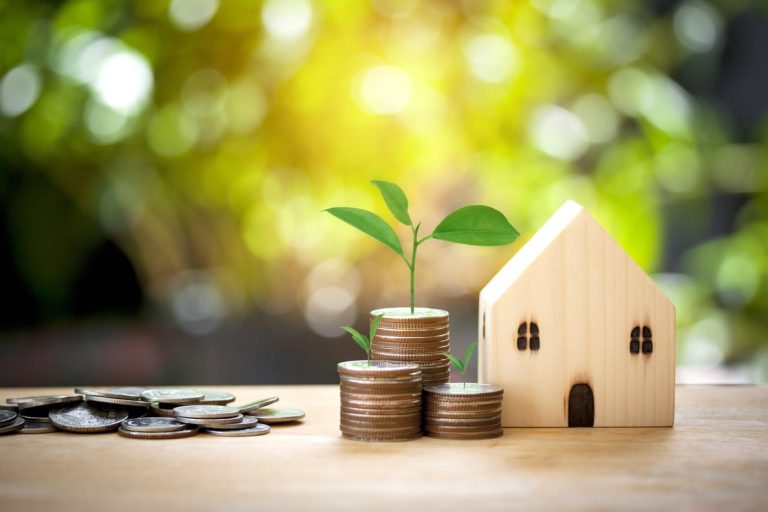 How Power Washing Impacts Property Value