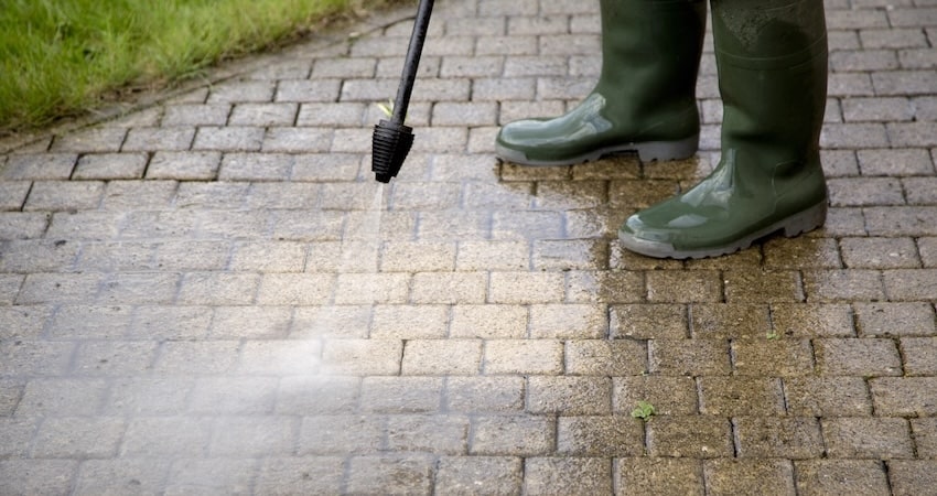 power washing pavement